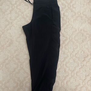 lululemon athletica Black Elastic Waist Active Pants